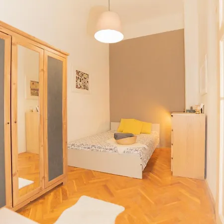 Apartament Vaci Utca Street Full Centrum