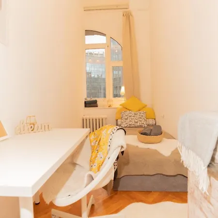 Vaci Utca Street Full Centrum Apartament *