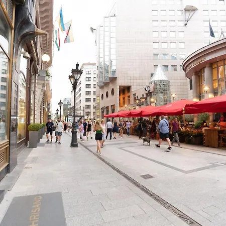 Vaci Utca Street Full Centrum شقة *